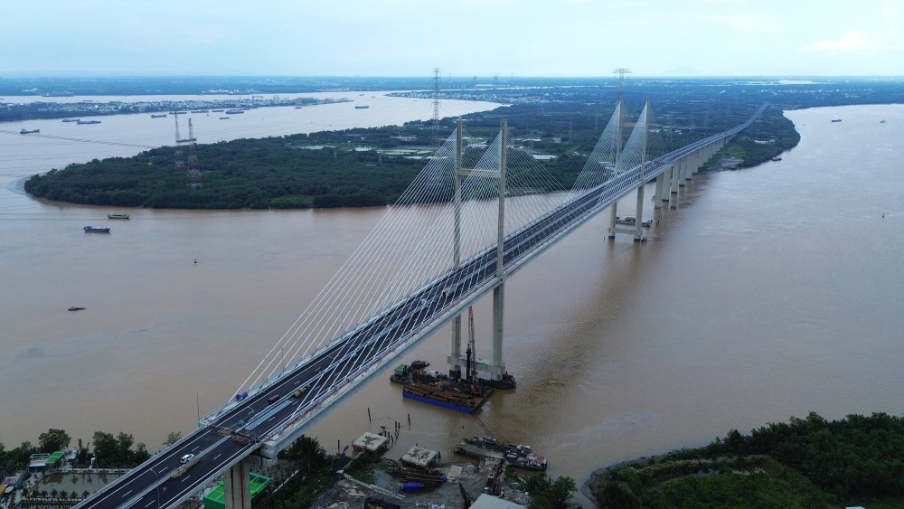 Cau Binh Khanh la mot phan cua cao toc Ben Luc – Long Thanh khi hoan thanh, giup ket noi mien Tay voi TPHCM, rut ngan hanh trinh den khu vuc ven bien Can Gio.