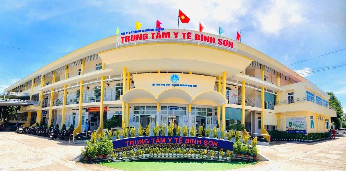 Trung tâm Y tế Bình Sơn là đơn vị y tế cơ sở đầu tiên của tỉnh Quảng Ngãi hoàn thành bệnh án điện tử. Ảnh: Trung tâm Y tế Bình Sơn