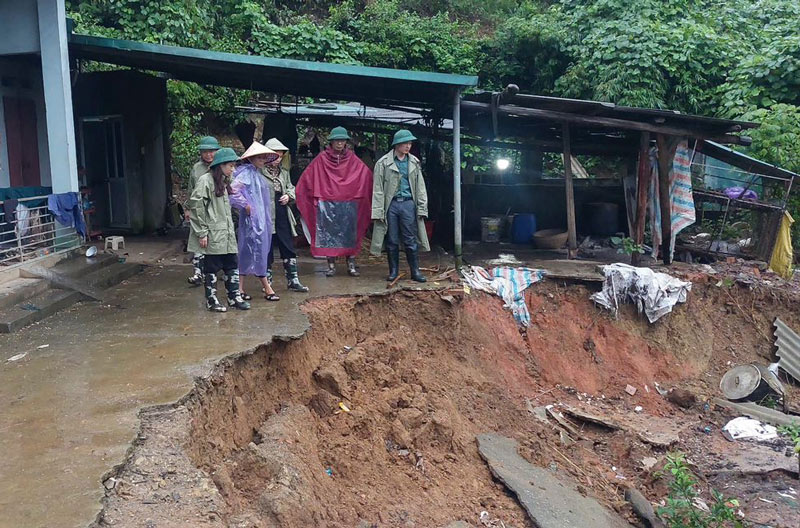 Cao Bang is suffering from widespread flooding and landslides due to the circulation of storm No. 11. Photo: Tan Van