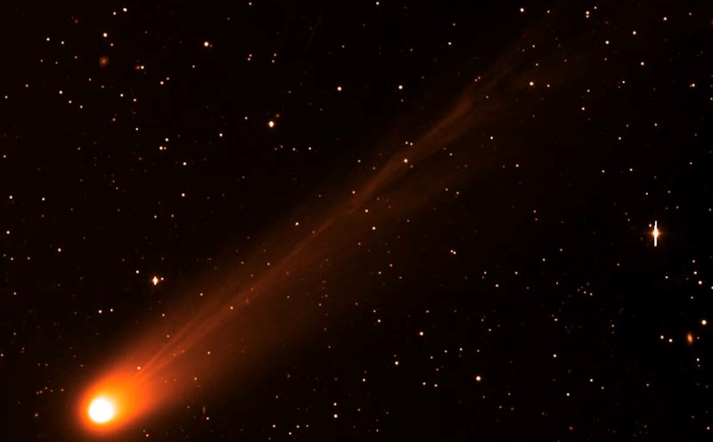 The Lemmon broom star shines in the image taken on October 3. Photo: Zwicky Transient Facility Observatory