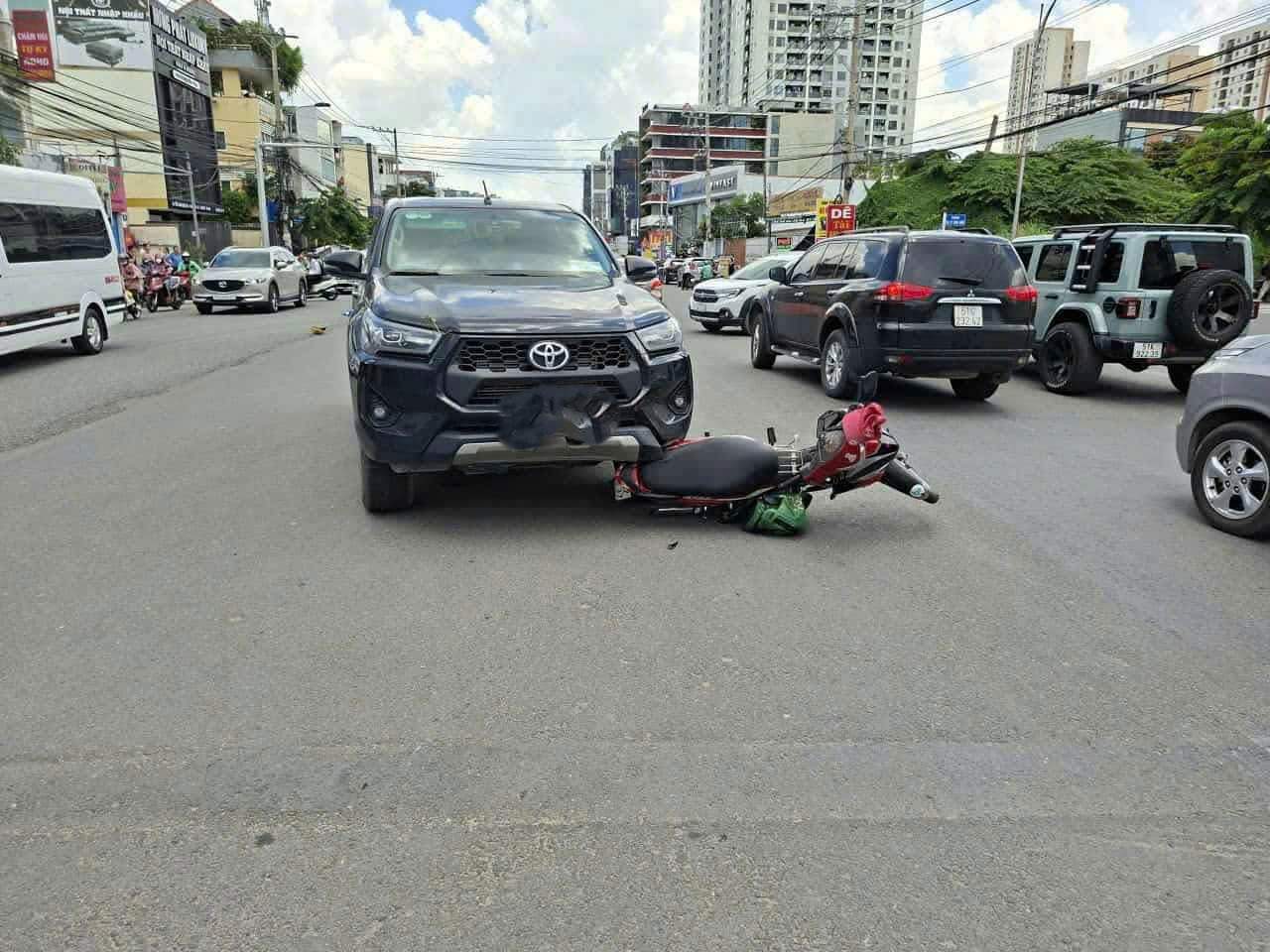 Scene of the traffic collision that killed one person in Ho Chi Minh City. Photo: Dong Hoang