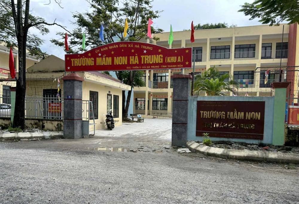 Truong Mam non Ha Trung, noi xay ra su viec phu huynh buc xuc ve cac khoan thu dau nam hoc. Anh: Minh Hoang