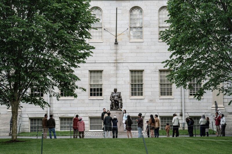 Scene de l'universite de Harvard aux Etats-Unis ou se deroule un scandale lie a la vente de corps de personnes donnees au marche noir. Photo : Xinhua