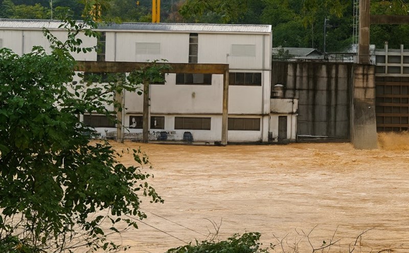 The Department of Industry and Trade of Cao Bang province denied the risk of the Binh Long hydropower dam burst. Photo: Tan Van