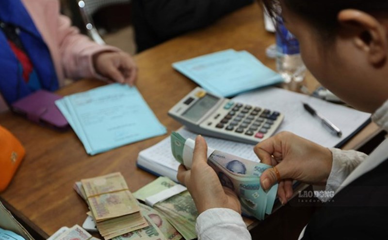 Pension level for those who have paid 30 years of social insurance, retire in 2025. Photo: Hai Nguyen