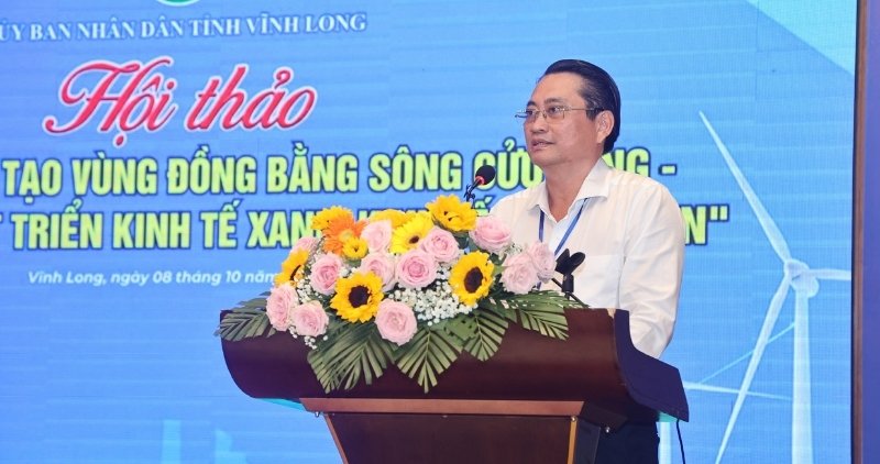 Ong Nguyen Quynh Thien – PCT UBND tinh Vinh Long phat bieu tai hoi thao ve phat trien dien gio DBSCL. Anh: Hoang Loc
