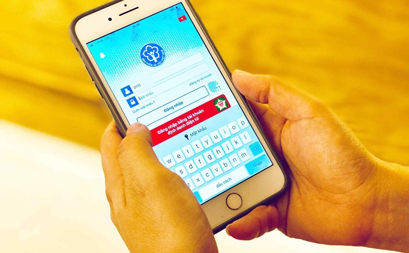 Social insurance guides how to close books when the company owes social insurance. Photo: Thuy Linh