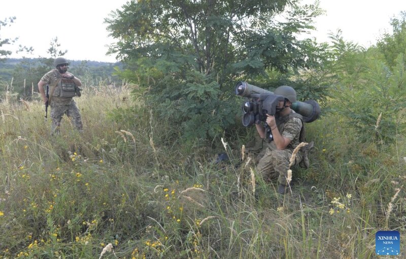Ukrainian soldiers during a training session. Photo: Xinhua