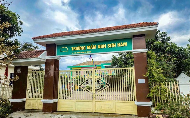Currently, teachers at Son Ham Kindergarten have been paid their full salaries. Photo: Chau Cam.