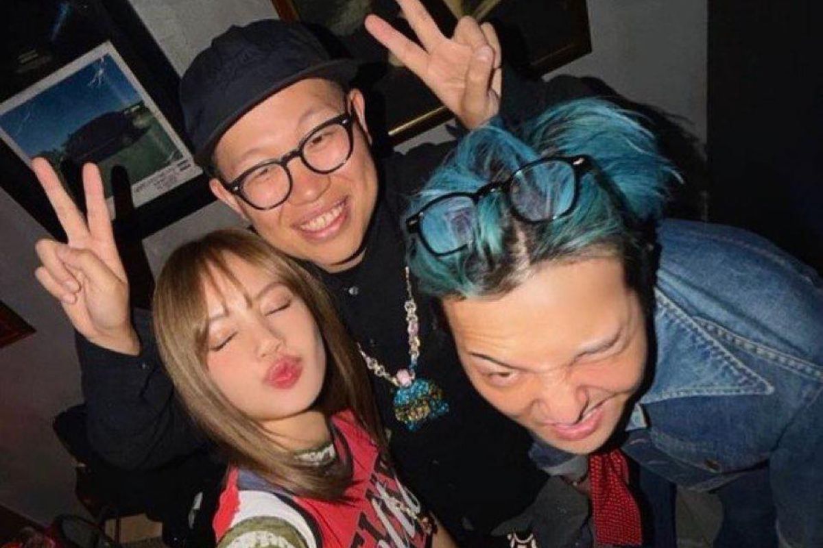 Lisa (Blackpink) and G-Dragon (Big Bang) reunite. Photo: screenshot