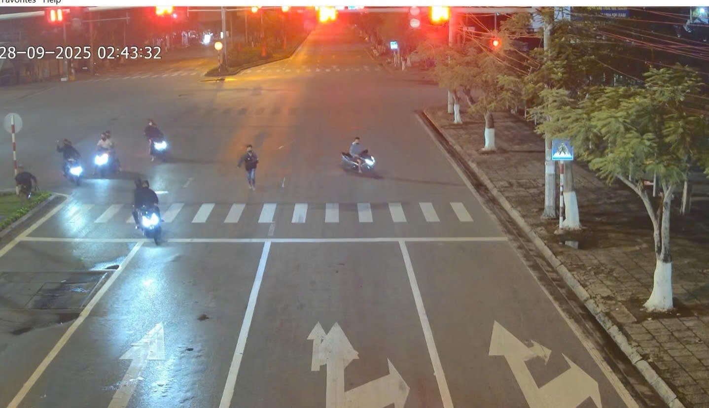 Nhóm thanh thiếu niên gây rối trên đường. Ảnh: Công an TP Hải Phòng