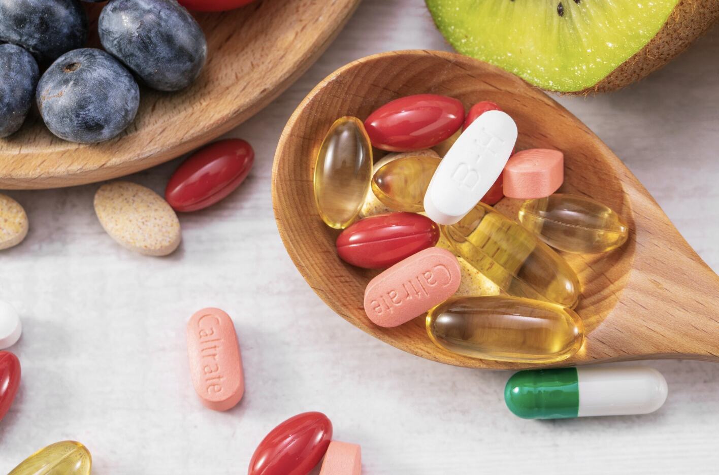 Many vitamins do not really show any effect. Photo: Thuy Duong