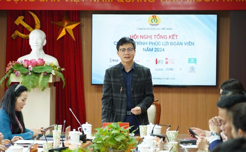 Over the past 5 years, the patriotic emulation movement has been widely and effectively implemented by the Vietnam Education Trade Union, creating motivation for collectives and individuals to excellently complete assigned tasks. Photo: Quynh Chi