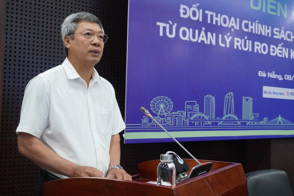 Ong Ho Quang Buu - Pho Chu tich UBND TP Da Nang phat bieu khai mac dien dan. Anh: Tran Thi