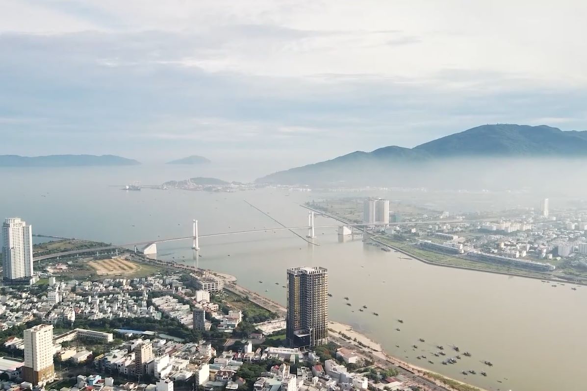 Đà Nẵng được đánh giá không chỉ là điểm đến du lịch nổi tiếng, mà còn là nơi có người dân thân thiện, nhanh nhạy với công nghệ mới. Ảnh: Trần Thi