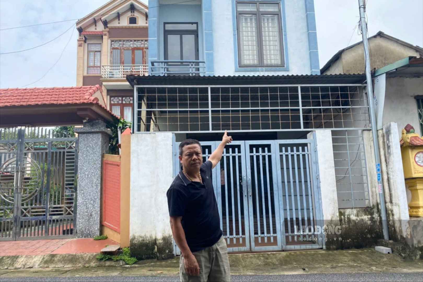 Ông Dũng đã chờ đợi thi hành án suốt hơn 4 năm nay. Ảnh: Tô Công.