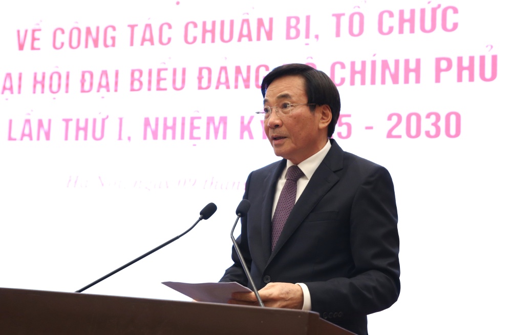 Bo truong Tran Van Son phat bieu. Anh: Pham Dong