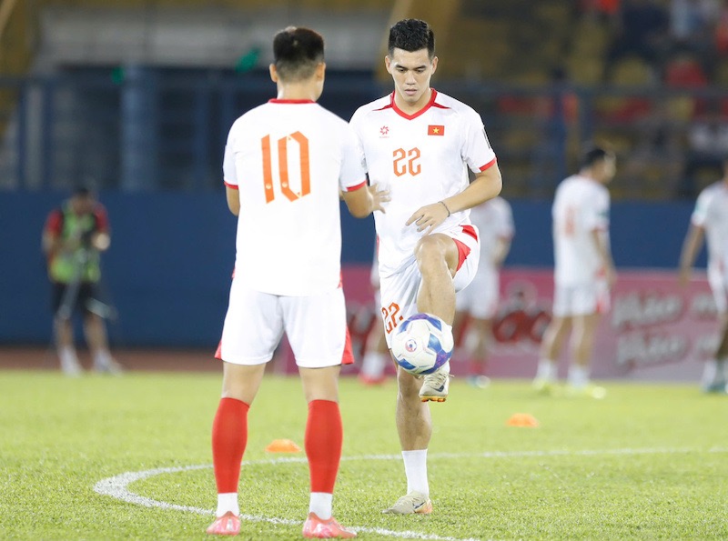 Tuyen Viet Nam khoi dong truoc tran. Anh: Thanh Vu