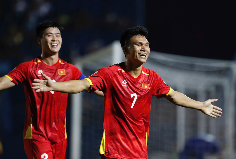 Xuan Manh nang ti so cho tuyen Viet Nam. Anh: Thanh Vu