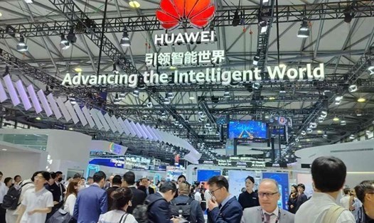 Huawei dự báo 100 triệu smartphone trong năm 2025 tích hợp mạng 5.5G. Ảnh: Nguyễn Đăng