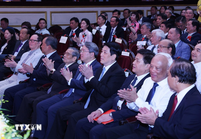 Chu tich nuoc Luong Cuong du Le Ky niem 80 nam Ngay Truyen thong Luat su Viet Nam.