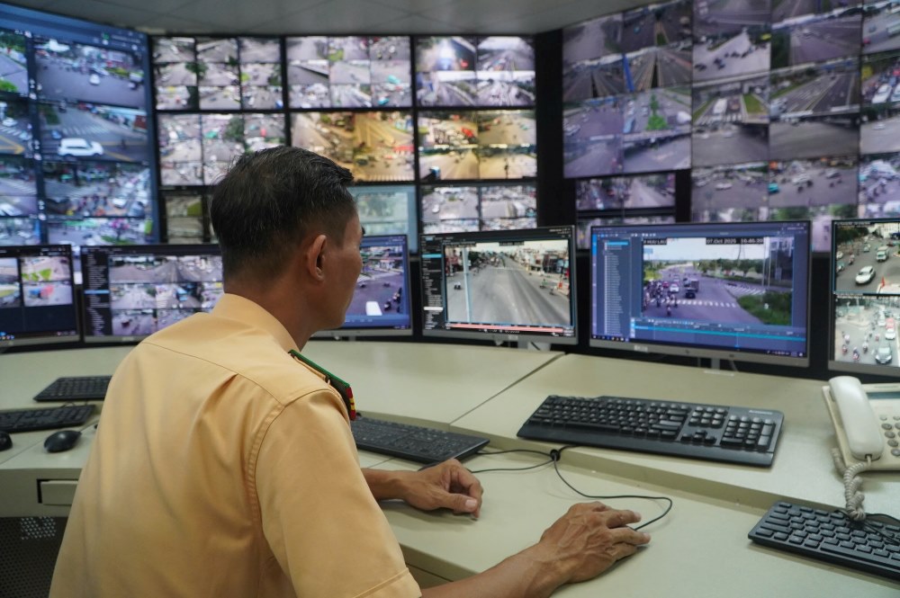 ホーチミン市には、交差点で違反を特定するAIカメラが31台あります。写真:Ly Linh