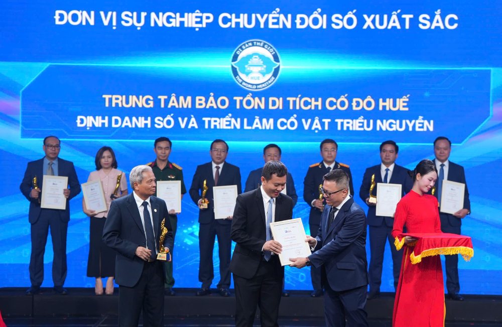 The Hue Monuments Conservation Center won the Vietnam Digital Transformation Award in 2025. Photo: Organizing Committee