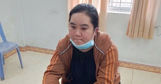 Bắt giữ người phụ nữ buôn 15.000 bao thuốc lá lậu sau 10 tháng lẩn trốn