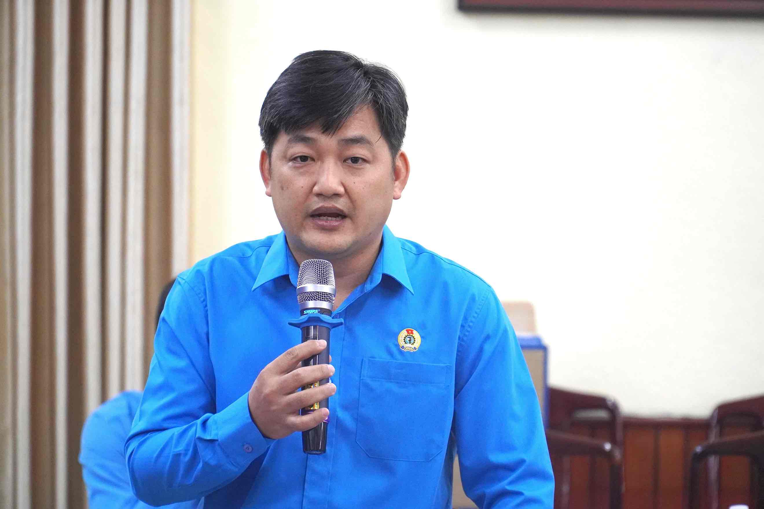 Chu tich LDLD tinh Dong Nai Nguyen Quoc Dung phat bieu tai buoi lam viec voi Tong LDLDVN. Anh: HAC