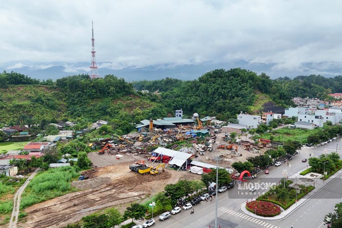 Mot phan khu dat thuc hien du an khu dan cu do thi, thuong mai dich vu to dan pho 17, 18 Him Lam. Anh: Quang Dat