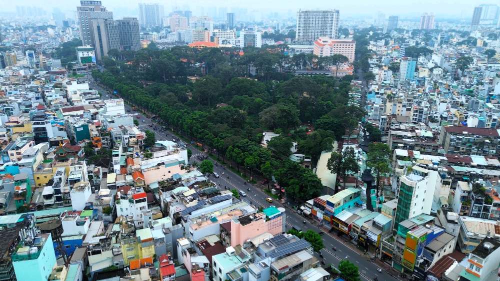 Ho Chi Minh-Ville construit un parc et un memorial pour les victimes de COVID-19 sur le terrain n° 1 rue Ly Thai To. Photo : Anh Tu