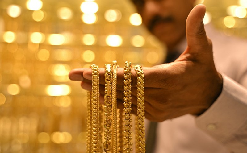 India is rushing to bring its gold reserves from abroad into the country. Photo: AFP