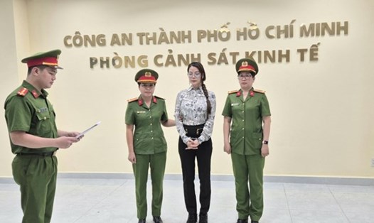 Công an TPHCM bắt tạm giam Trương Ngọc Ánh trong vụ án chiếm đoạt tài sản. Ảnh: Công an
