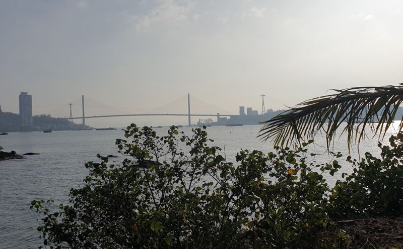 The tunnel through Cua Luc Bay located near Bai Chay Bridge will be a new symbol of Quang Ninh. Photo: Nguyen Hung