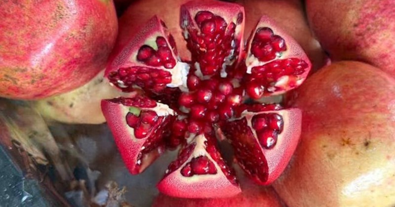 Eat too many pomegranate seeds, be careful with 4 side effects