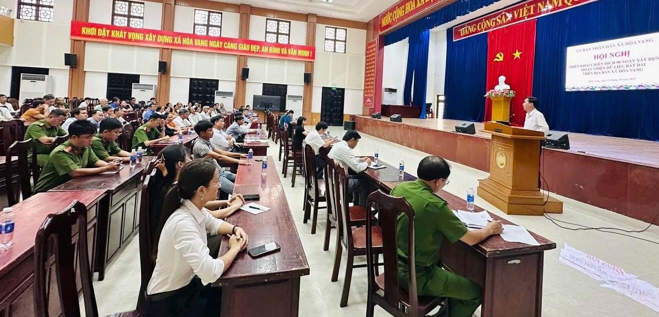 ダナン市ホアヴァンコミューンは、土地データベースをクリーンアップする取り組みを開始した。写真: カウチャン