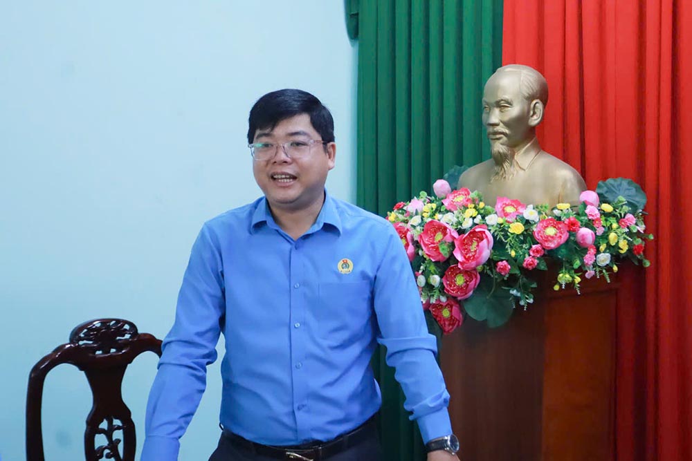 Ong Nguyen Hoai Thanh phat bieu. Anh: Thanh Vu