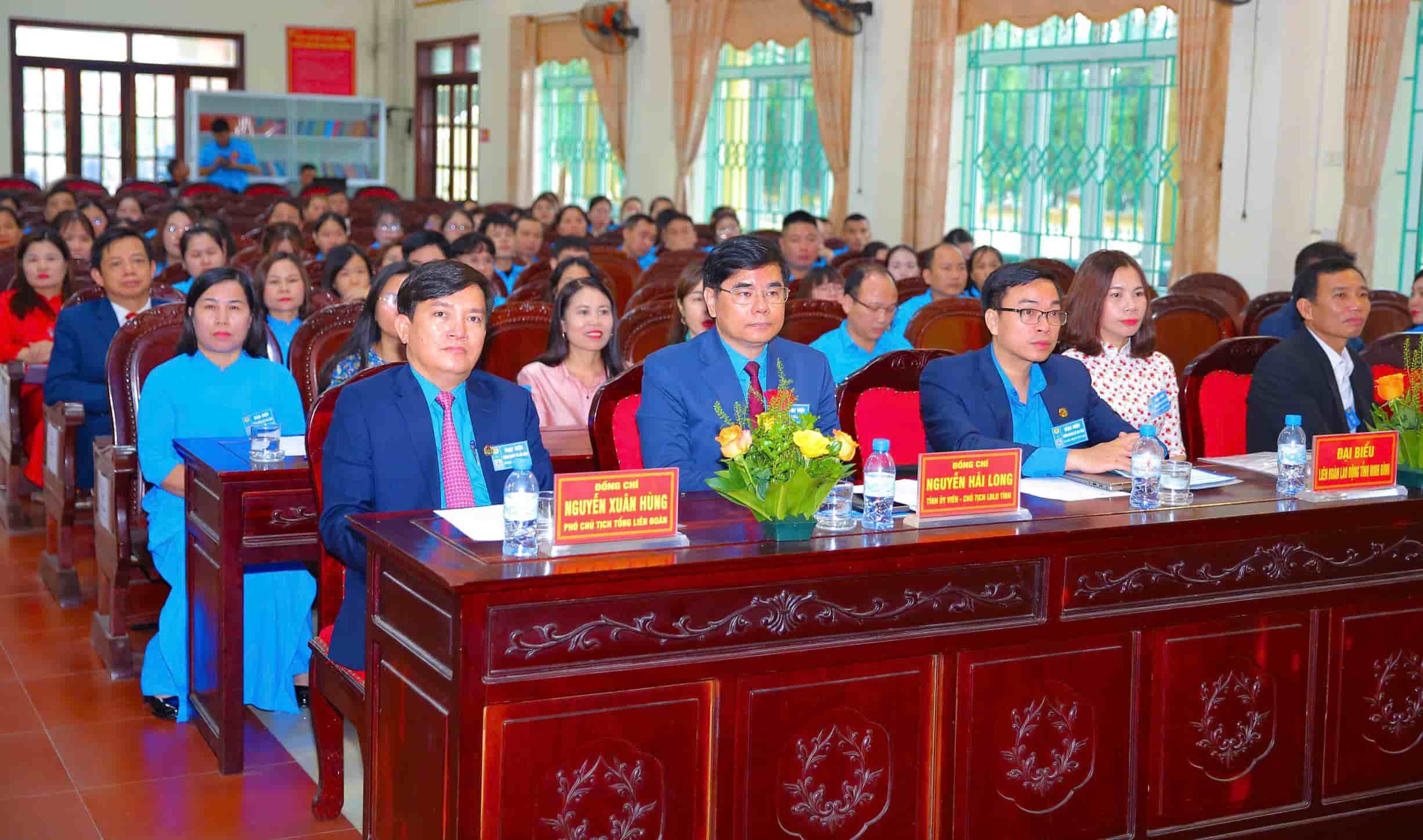 Delegates attending the 1st Gia Van Commune Trade Union Congress, term 2025 - 2030. Photo: Nguyen Truong