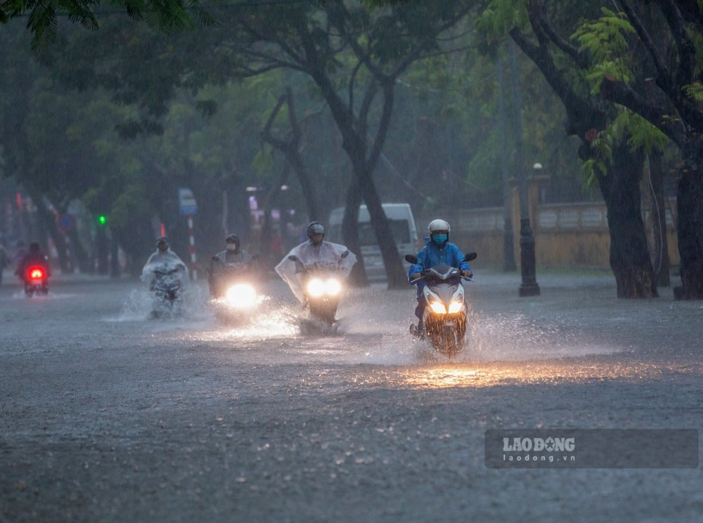 中部地方では寒気の影響による大雨が今後も続く見込みです。写真: グエン・ルアン