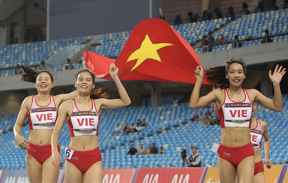 베트남 SEA 게임 33 TV 중계권 확보 사진: 탄 부