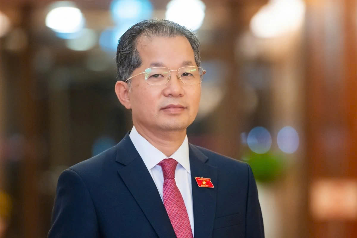 Mr. Nguyen Van Quang was elected by the National Assembly as Chief Justice of the Supreme People's Court. Photo: Pham Dong
