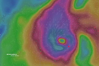 Latest forecast of the path of storm No. 14 Fung-wong in the next 24 hours
