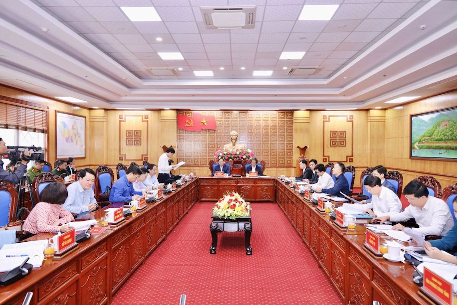 Quang canh buoi lam viec. Anh: MOET