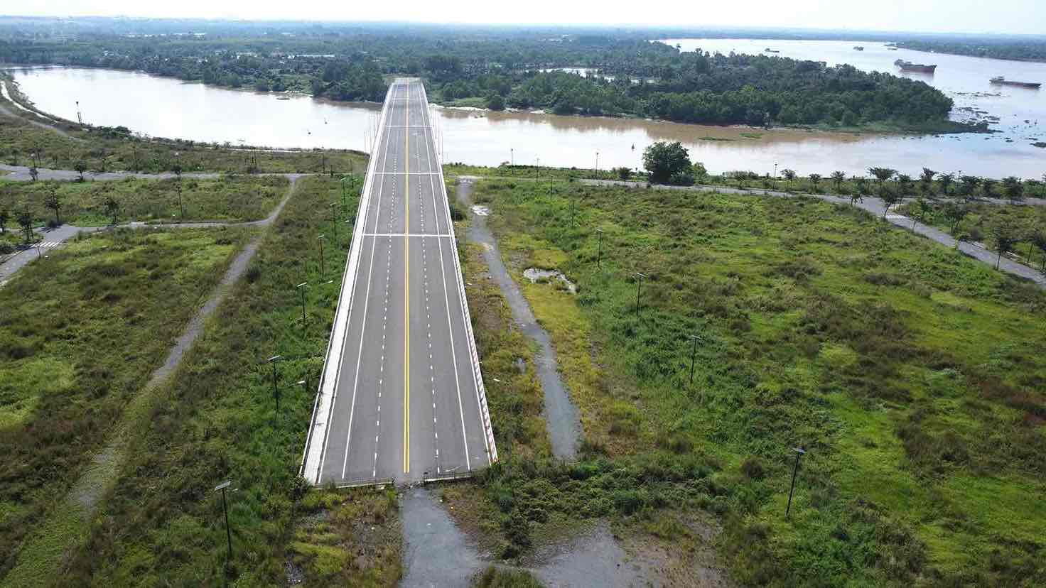 Cau Vam Cai Sut hien huu cho hoan chinh du an duong Huong lo 2 ket noi cao toc TPHCM - Long Thanh - Dau Giay. Anh: HAC