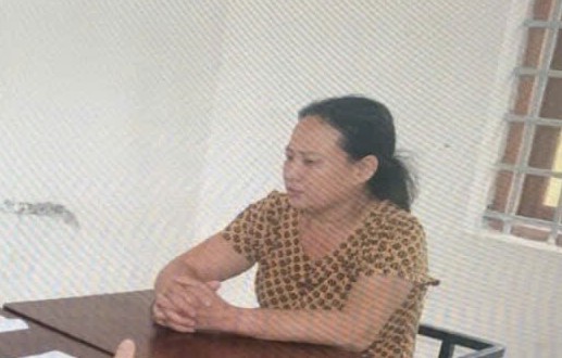 Đối tượng Phùng Thị Thanh tại cơ quan công an. Ảnh: Công an tỉnh Hưng Yên