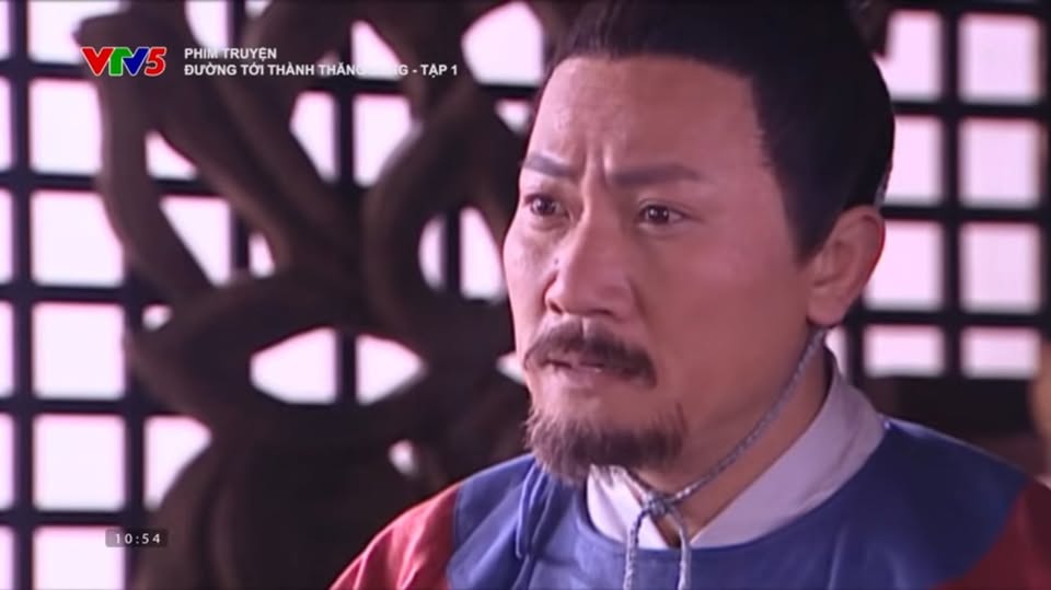 NSUT Hoang Hai interpreta al rey Le Hoan en la pelicula 'Camino a la ciudadela de Thang Long'. Foto tomada del video