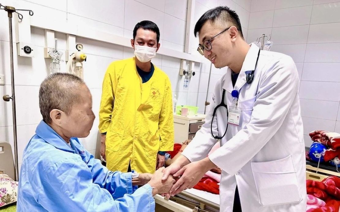 患者L.T.H.全身性破傷風からの回復。写真: タインホア総合病院