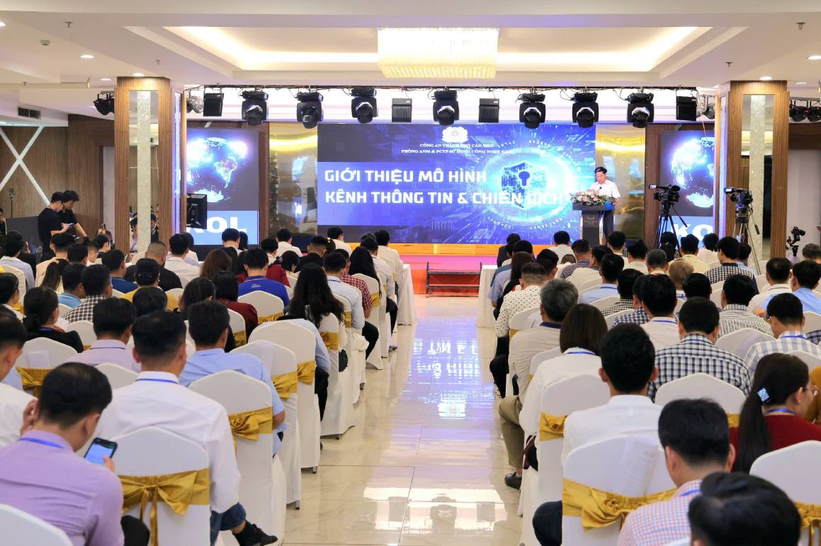 Quang canh hoi nghi gap mat, ket noi KOL, Quan tri vien cac trang, kenh, hoi, nhom thanh pho Can Tho. Anh: Ta Quang