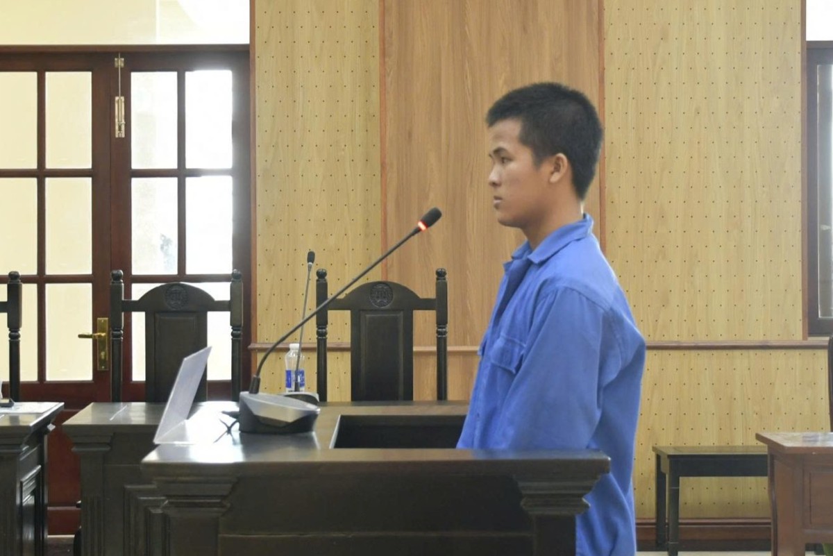 Đối tượng đánh bạn tàu tử vong bị xét xử về tội "Giết người". Ảnh: Thành An