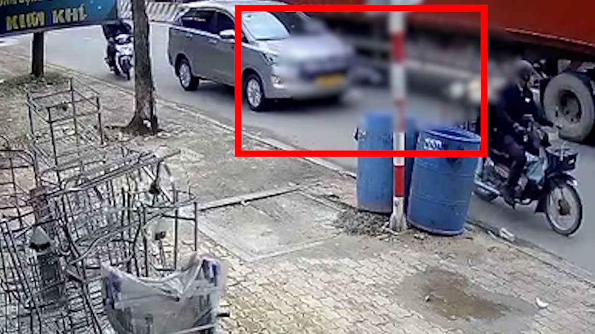 호치민시에서 오토바이를 탄 남성이 사망한 사고 현장. 사진: Dinh Trong